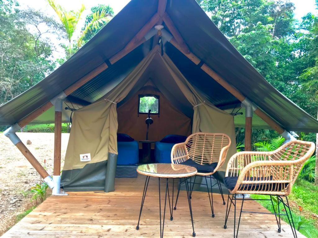 El Pulpo Safari Lodge Ojochal Exterior photo